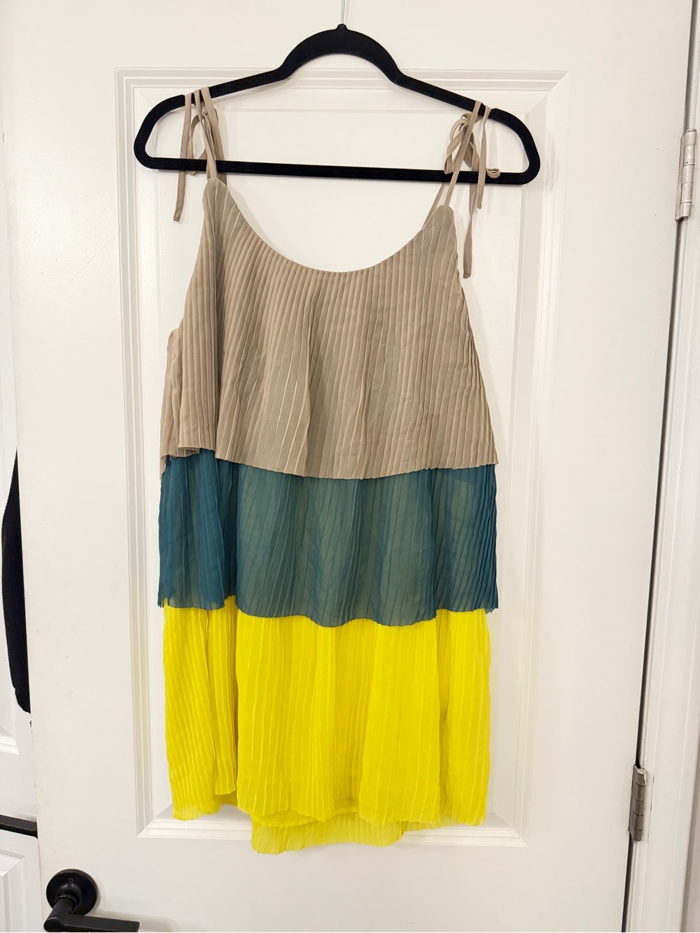 Tiered Pleated Spaghetti Strap Top - Beige, Teal & Yellow